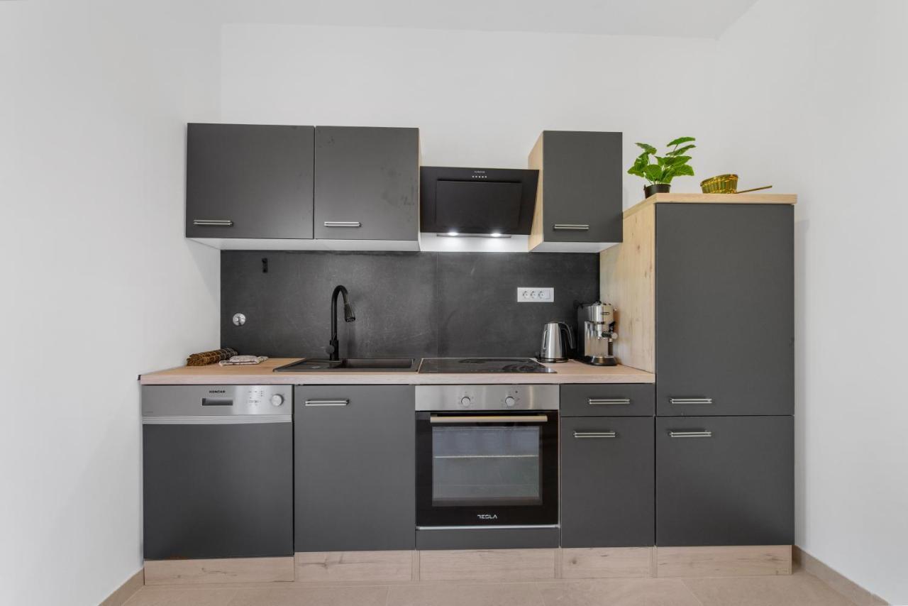 Apartments Villa Verde Novigrad Istria المظهر الخارجي الصورة